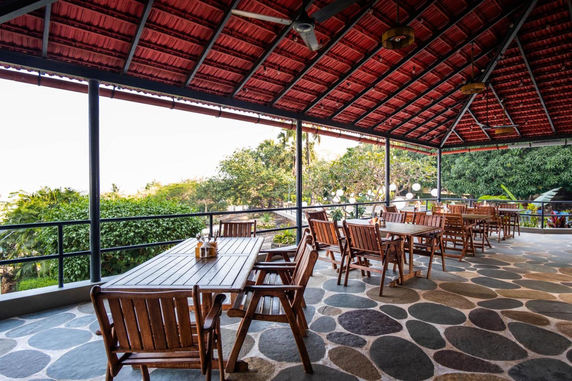 The Lighthouse - Formerly Known As Utan Sea Resort Thane Luaran gambar
